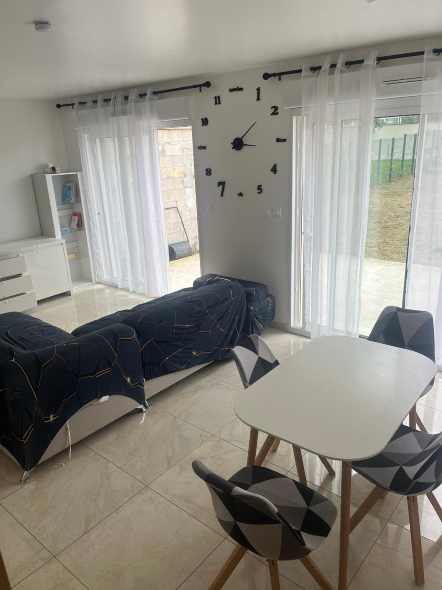 Maison Familiale Dans Un Quartier Calme Villecresnes Exterior foto